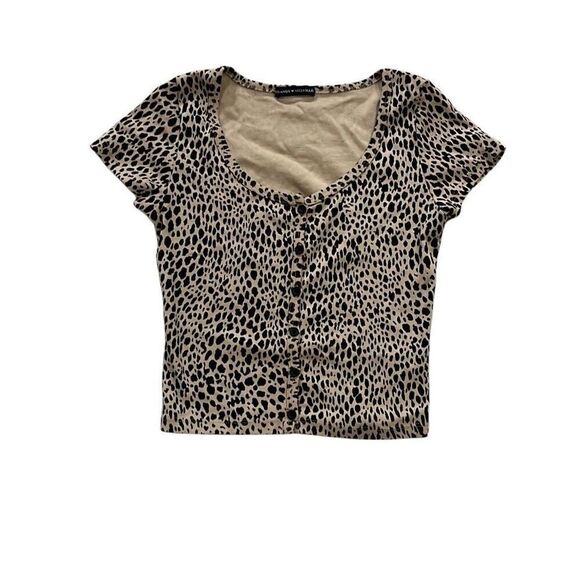 Brandy Melville Crop Top - Picture 1 of 7